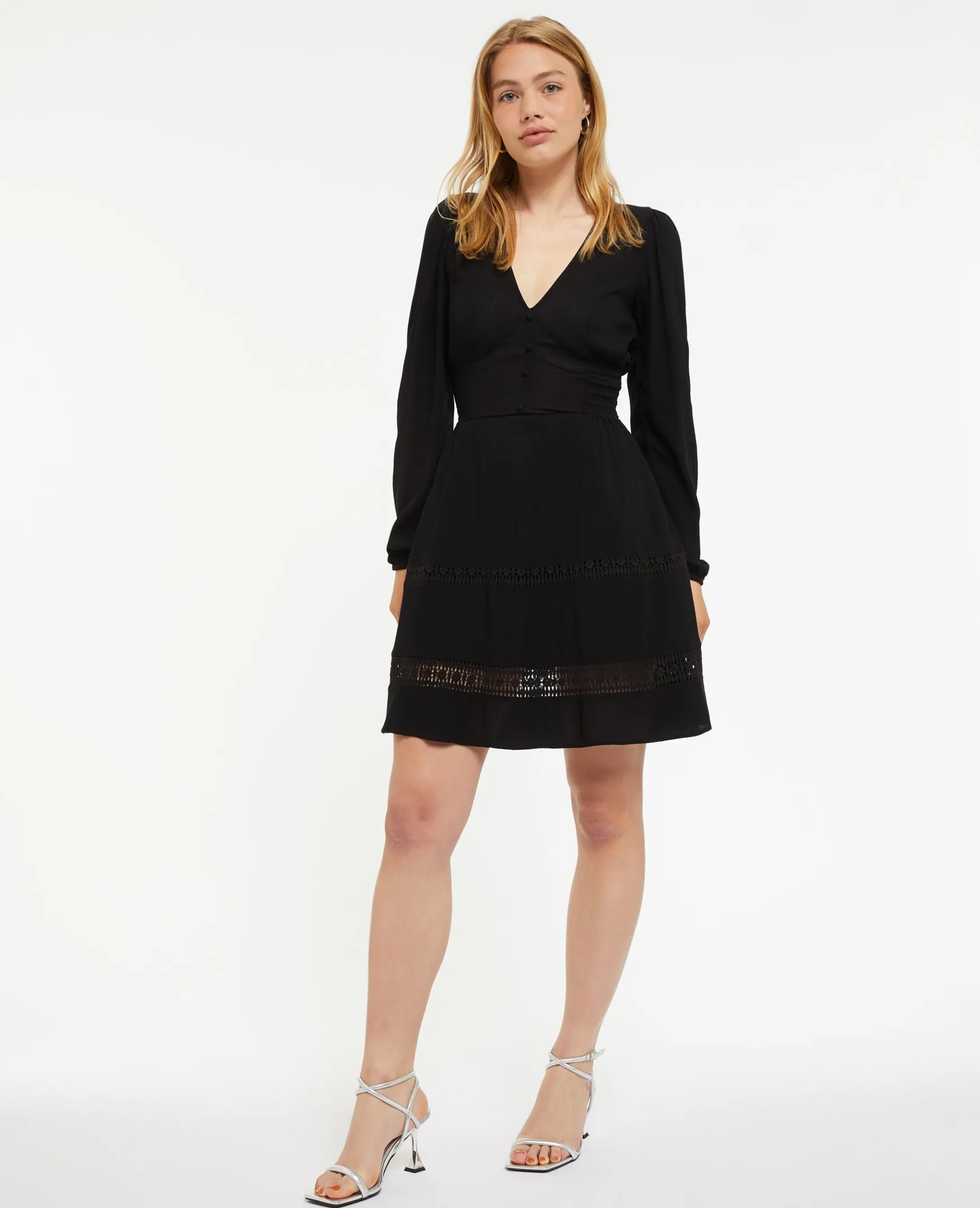 Pimkie Robe^Robe Courte Col V Avec Dentelle Et Boutons -