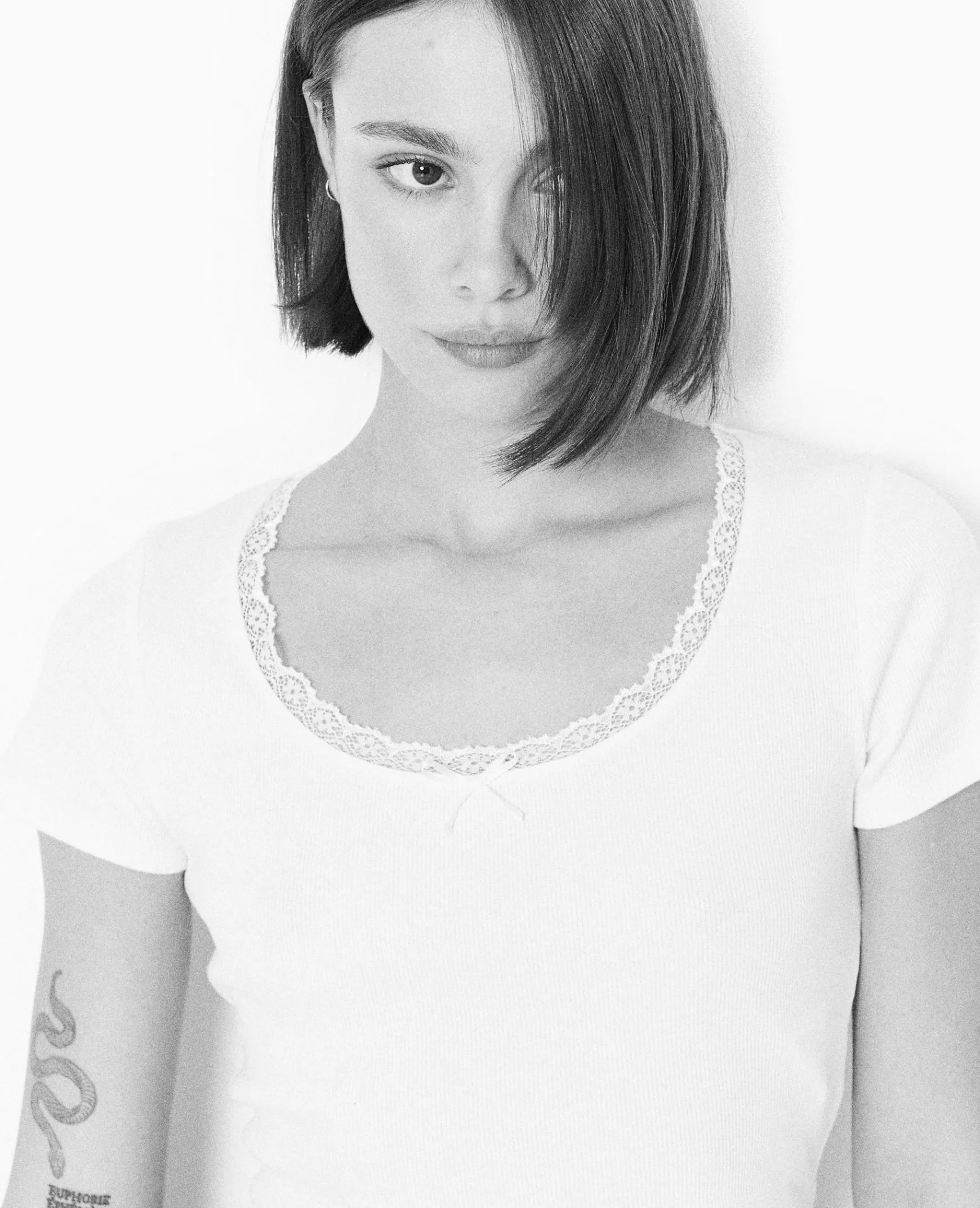 Pimkie Toute La Collection|T-Shirt Et Top^Top Court En Maille Côtelée Avec Dentelle -